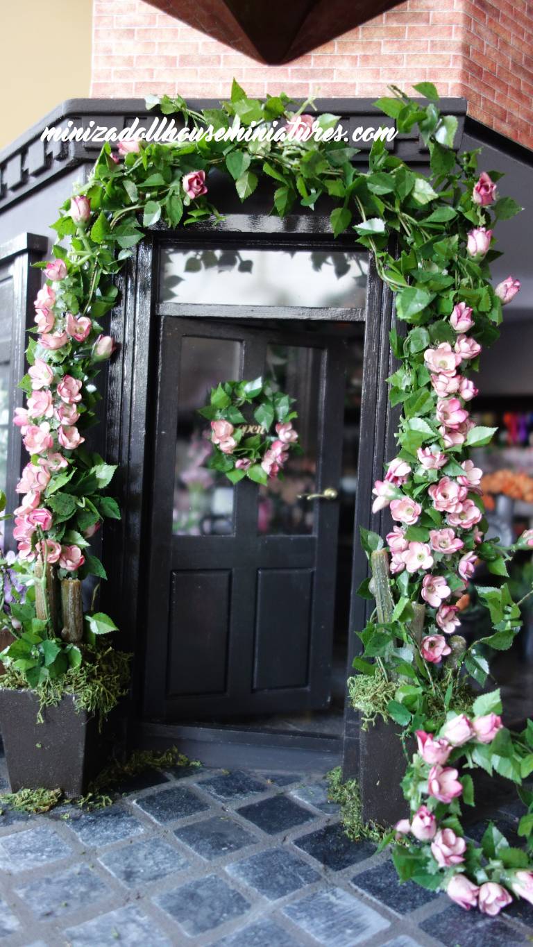 The Flower Shop & Exhibition Bonsai 
