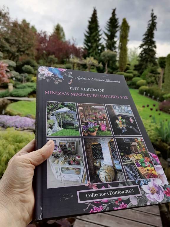 The Album of Minizas Miniature Houses 1:12